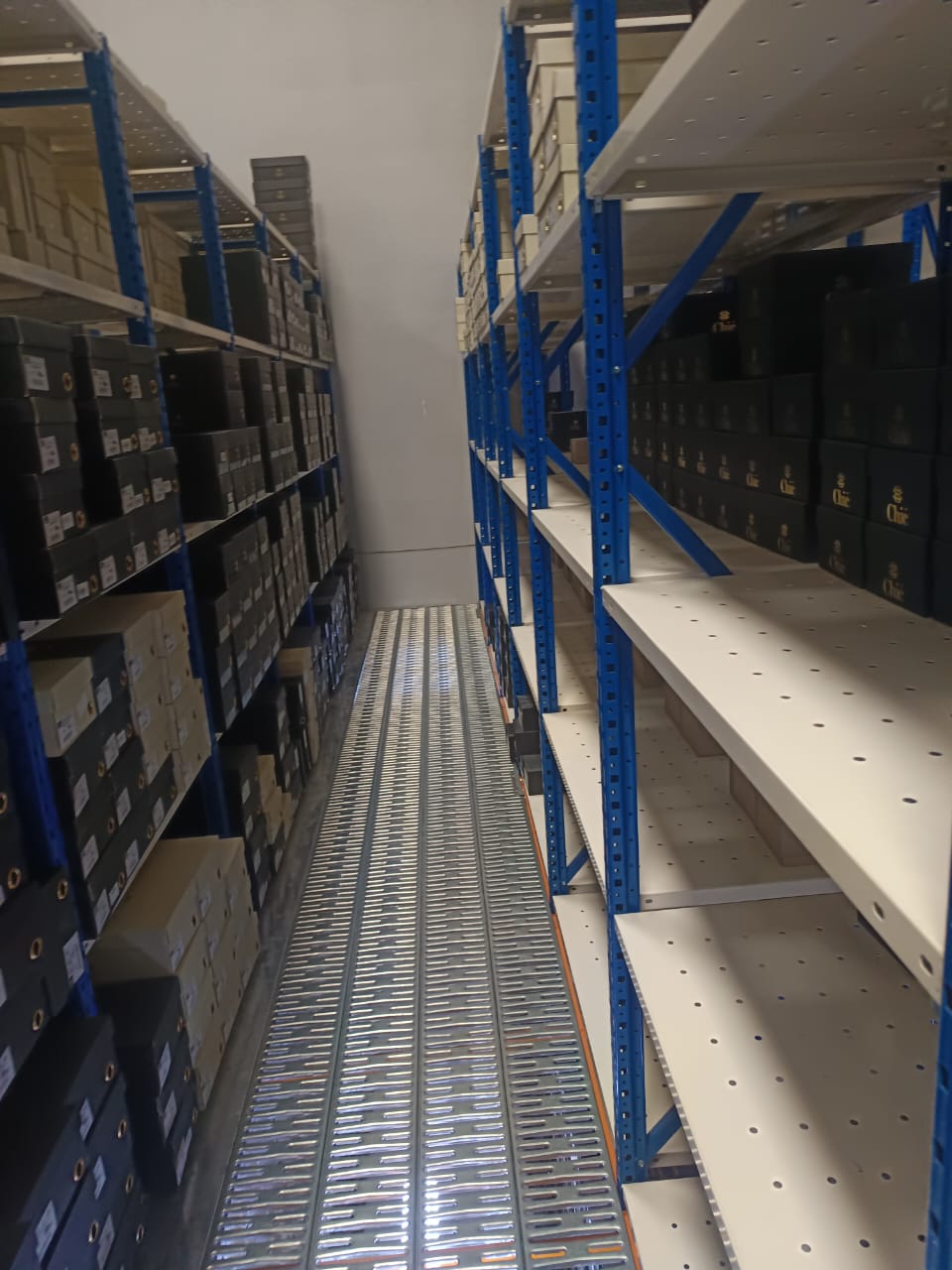 Completed 2-Tier Boltfree Shelving Installation – Dubai